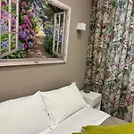 Di Passaggio 3*